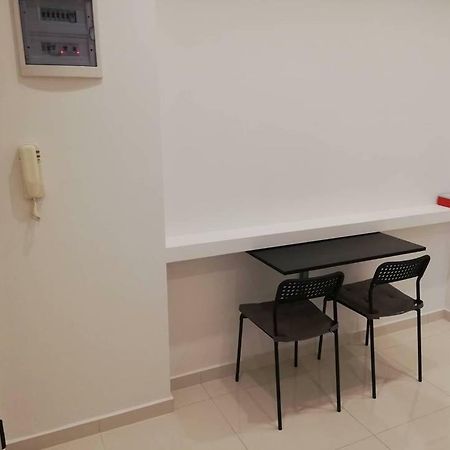 White Lux Apartment For 2 Vipgreece Ateny Zewnętrze zdjęcie