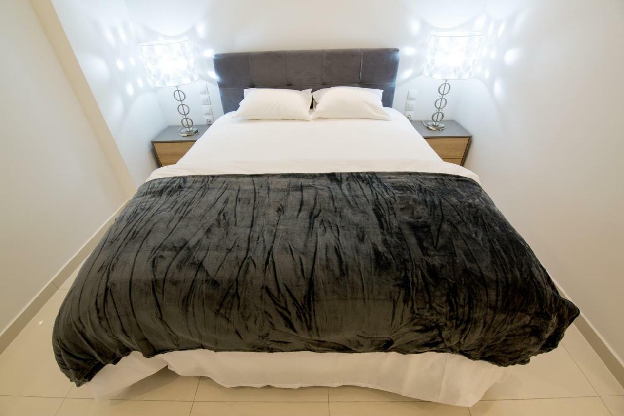 White Lux Apartment For 2 Vipgreece Ateny Zewnętrze zdjęcie