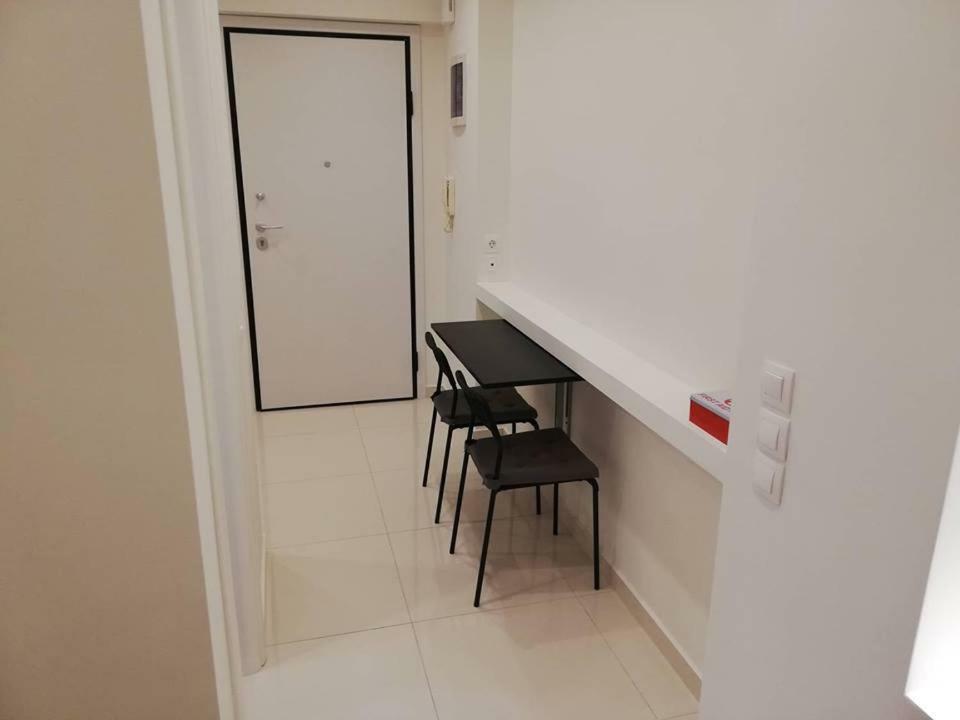 White Lux Apartment For 2 Vipgreece Ateny Zewnętrze zdjęcie